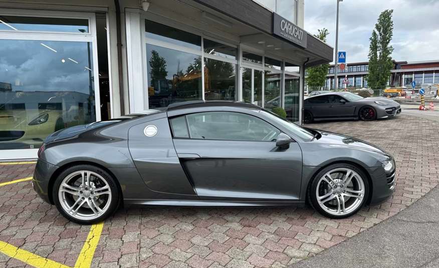 Audi R8 Coupé 5.2 R-Tronic