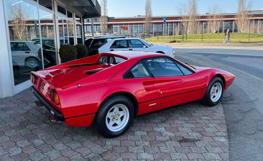 Ferrari 308 GTB Vetroresina