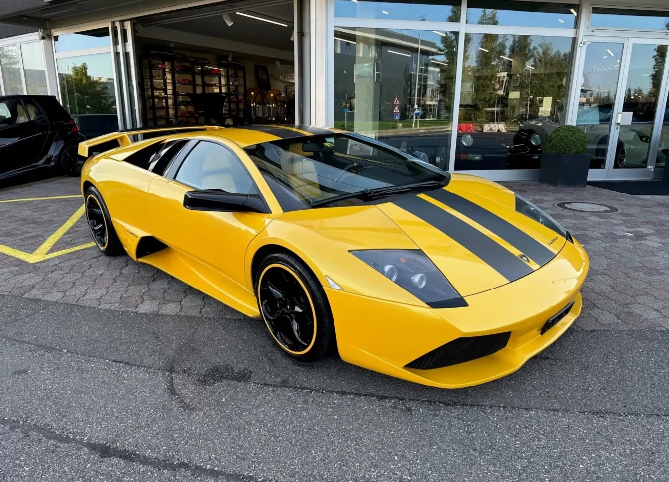 Lamborghini Murciélago LP640