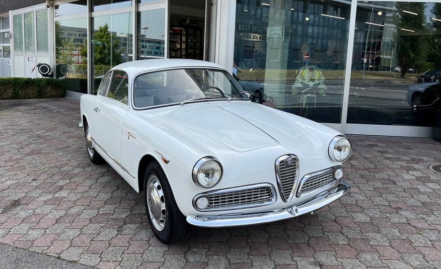 Alfa Romeo Giulietta 1300 Sprint Veloce