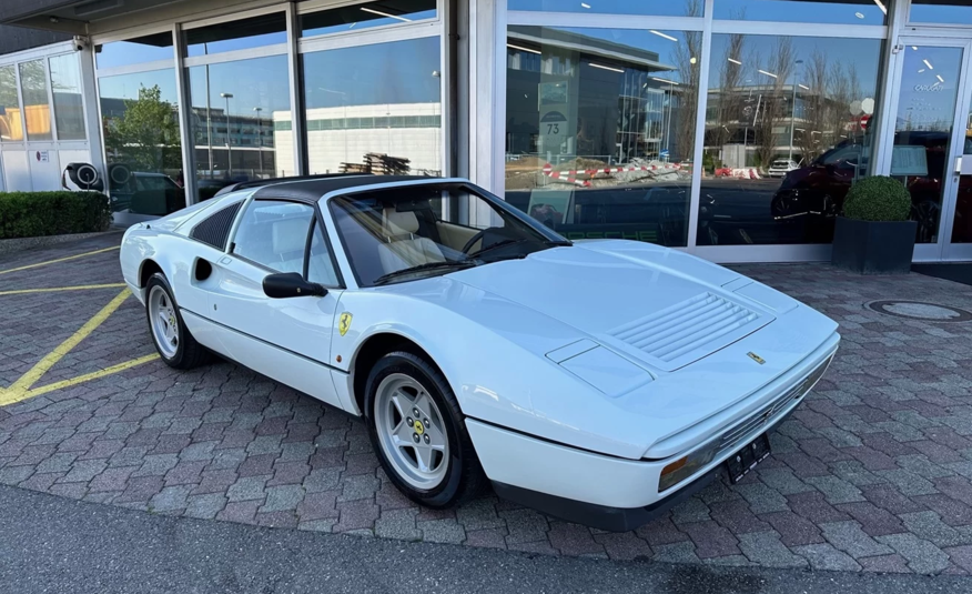 Ferrari 328 GTS