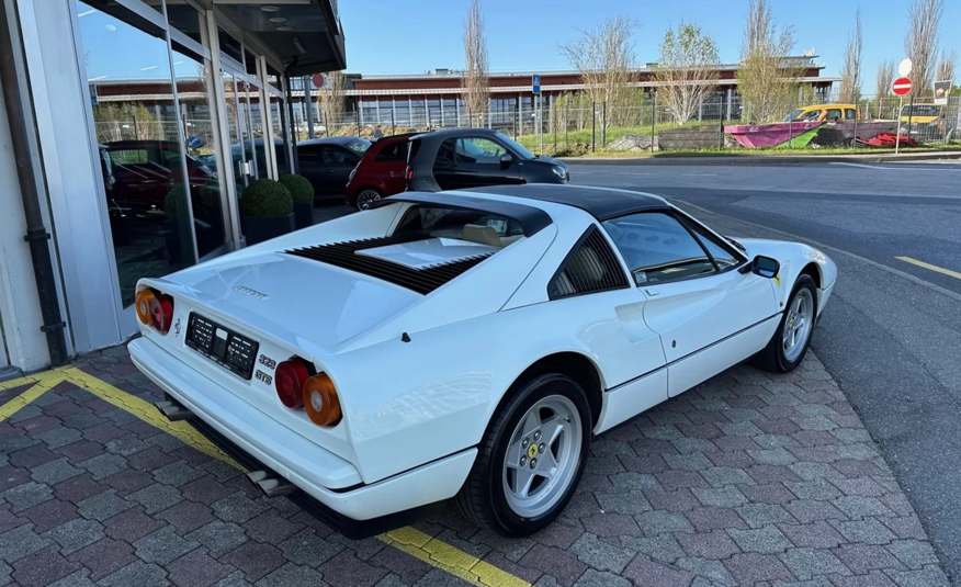 Ferrari 328 GTS