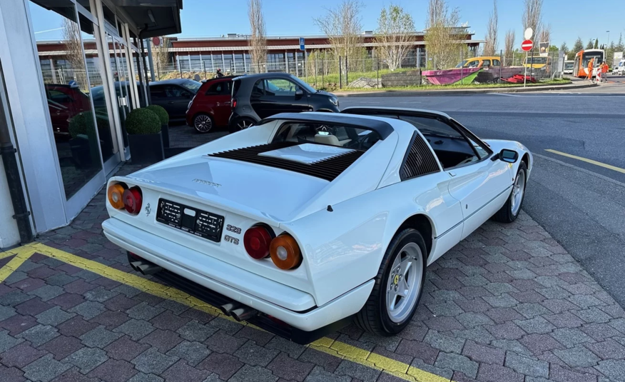 Ferrari 328 GTS