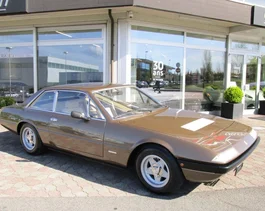 Ferrari 365 GT4 2+2