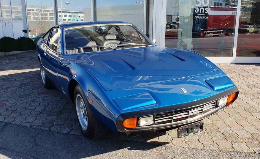 Ferrari 365 GTC/4 