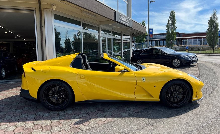 Ferrari 812 GTS