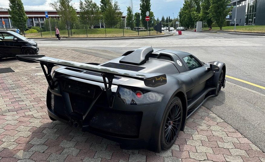 Gumpert Apollo Sport