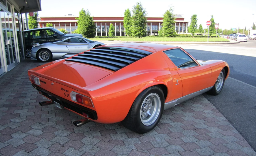 Lamborghini Miura P400 SV