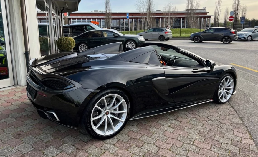 McLaren 570S Spider 3.8 V8 Launch Edition