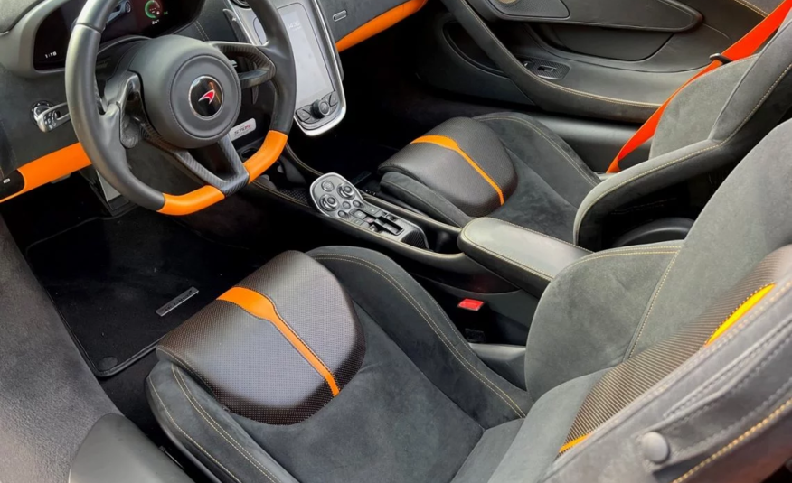 McLaren 570S Spider 3.8 V8 Launch Edition