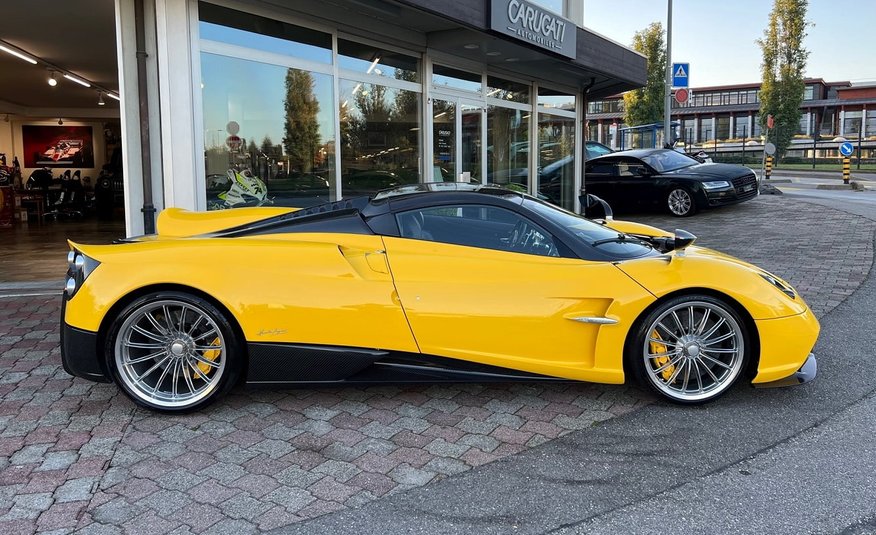 Pagani Huayra Roadster